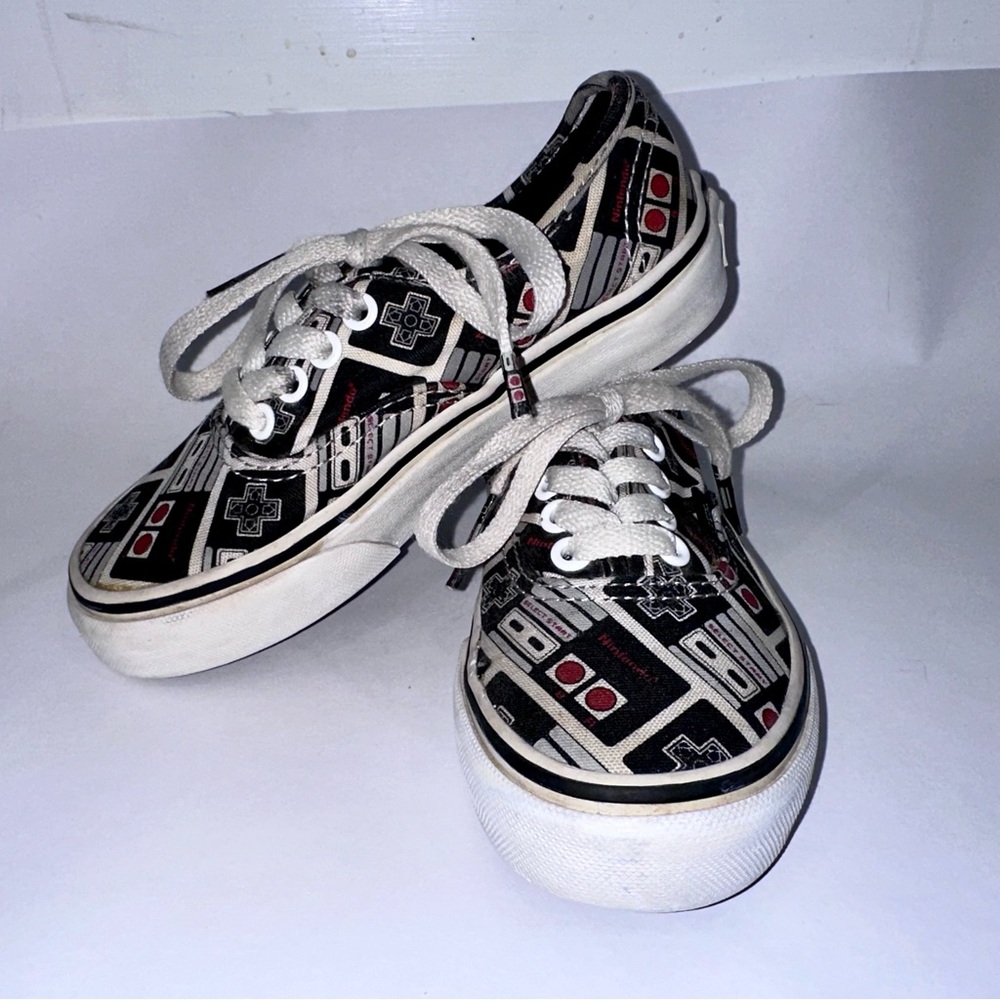 Kids Vans Authentic Nintendo NES Shoes Size 12